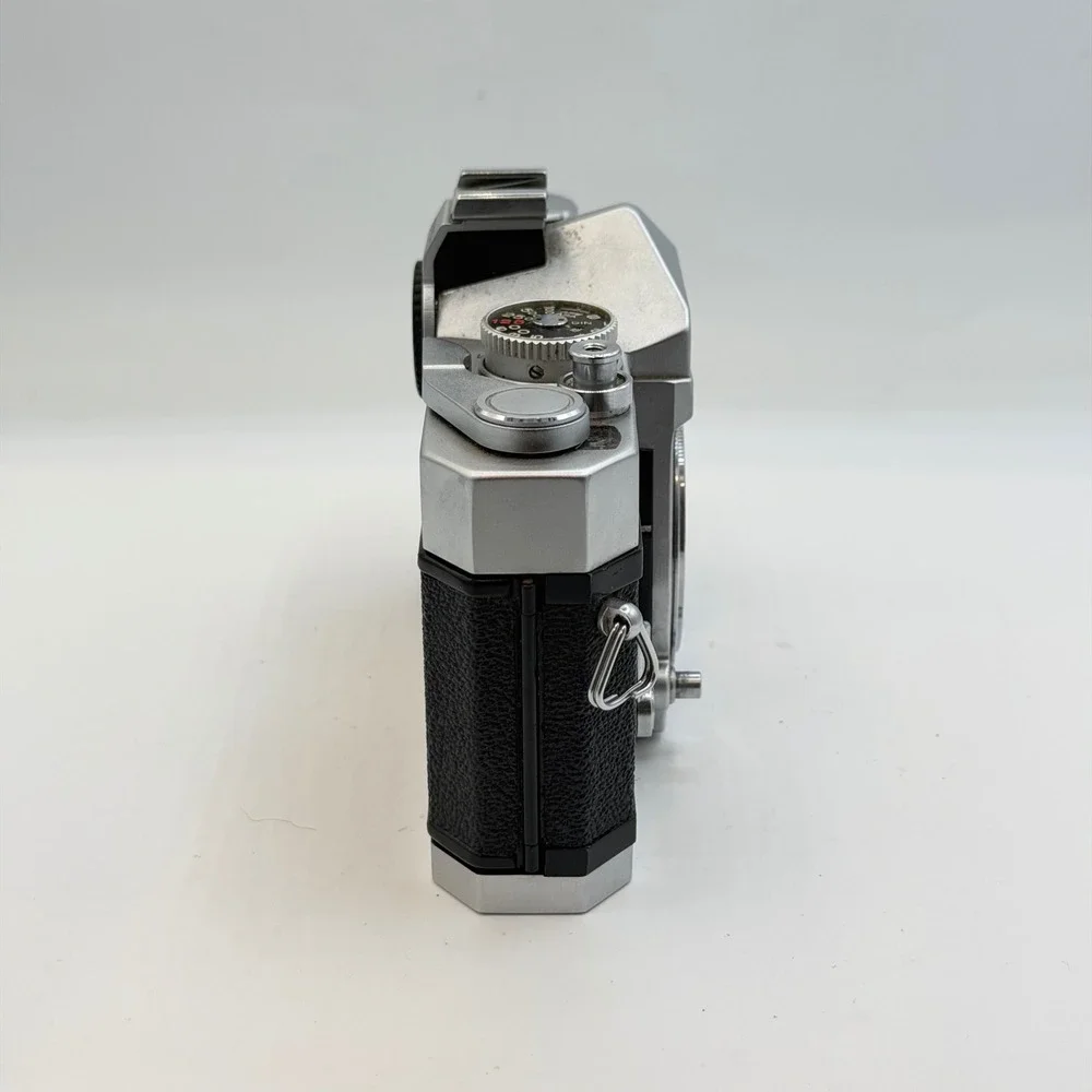 Konica Autoreflex T 35mm SLR Film Camera Body Silver Black Made in Japan 806749